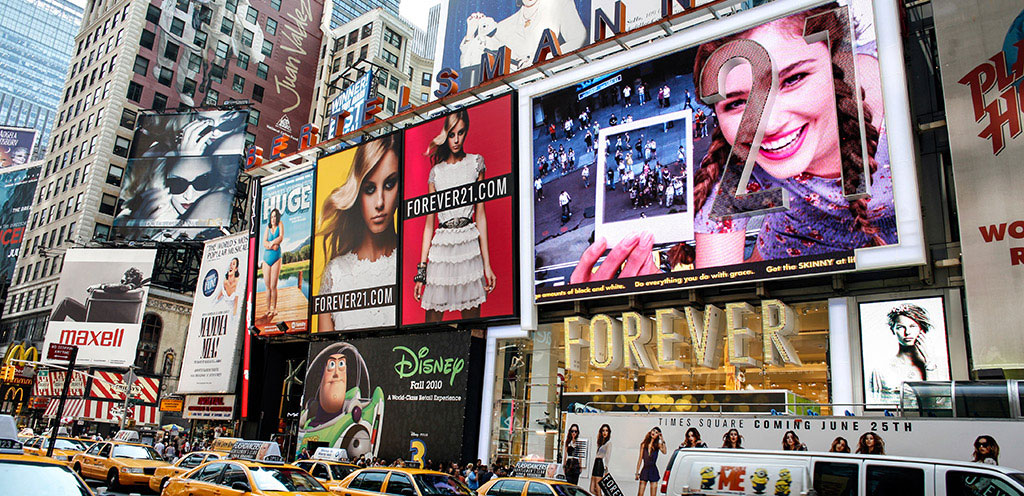 Augmented Reality Interactive Billboard - Forever21 Times Square - Wildbytes