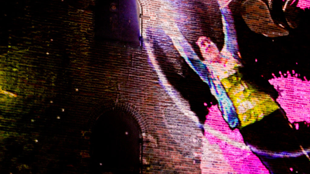 Interactive Projection Mapping Superhero NYC - Wildbytes